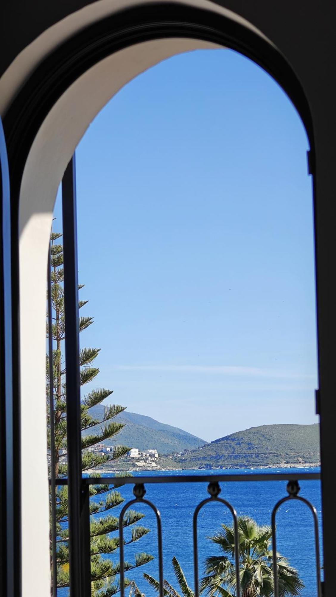 Villa Margarit Boutique Hotel Саранда Екстер'єр фото