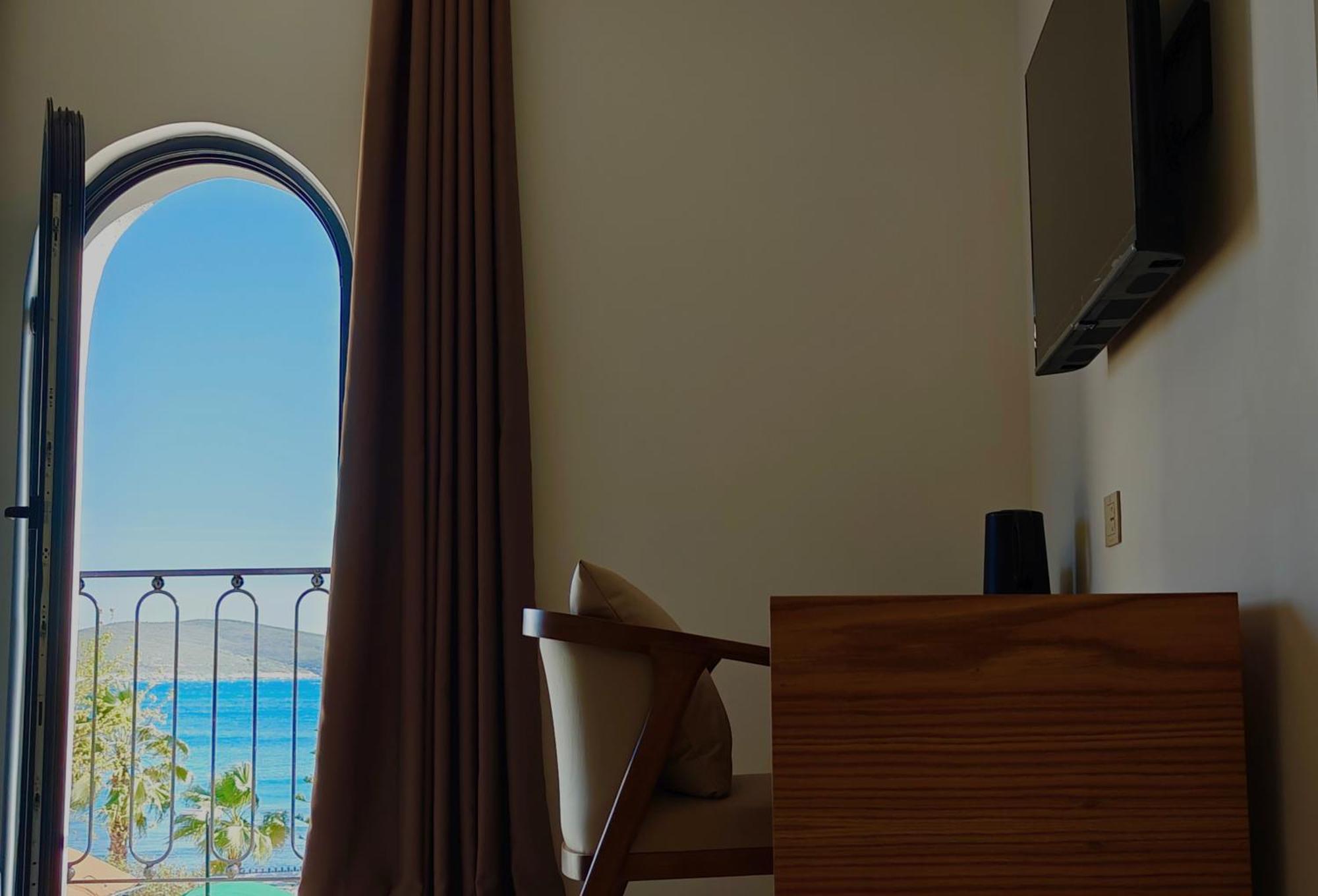 Villa Margarit Boutique Hotel Саранда Екстер'єр фото